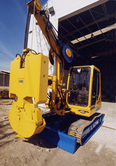 MODEL&CO, manufacturer of hydraulic diaphragm wall grab MP200-300 for foundation engineering machinery. MODEL&CO, manufacturer of foundation engineering equipment