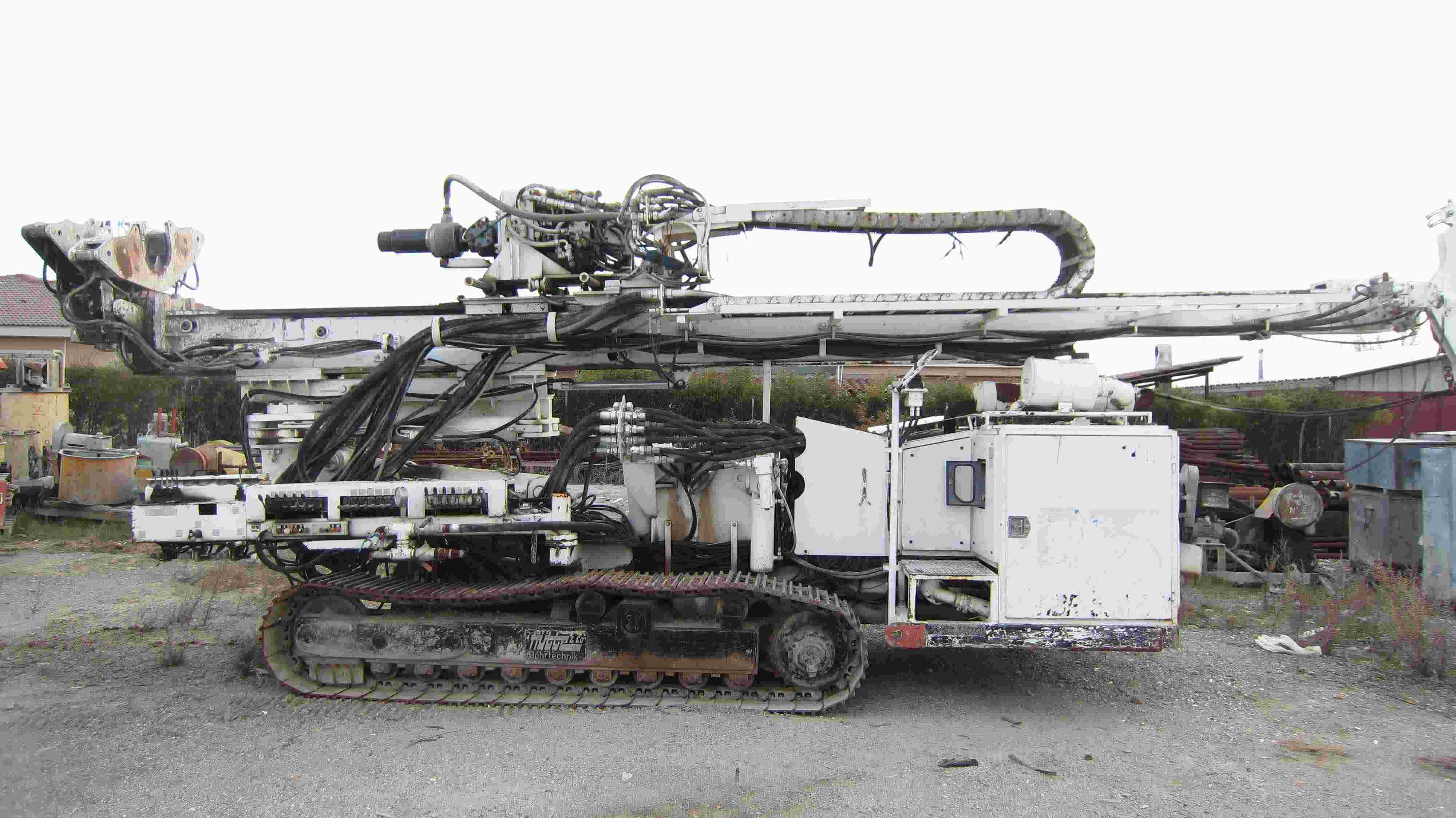 Used HÜTTE HBR609 for rent and sale