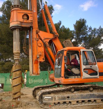 Used IMT AF130 pile rig machine. Used engineering foundation equipment for piling rigs for large diameter boring