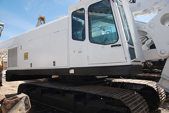 Second hand MAIT HR160 pile rig machine. Used engineering foundation equipment for piling rigs for large diameter boring